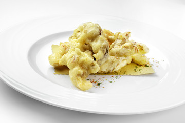 Deep fried prawns with porcini mushrooms