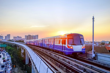 SkyTrain on Bangkok Thailand - obrazy, fototapety, plakaty