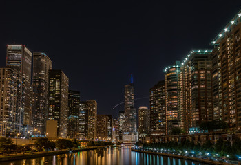 Fototapeta na wymiar Chicago River