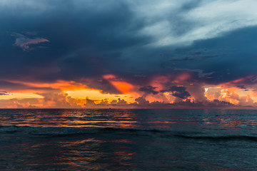 Naklejka premium Golden Sunrise/ Dramatic sunrise at tropical beach