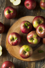 Raw Organic Red Mcintosh Apples