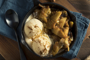 Homemade Sauteed Cinnamon Sugar Apples