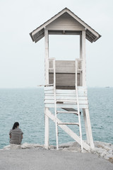 women alone be sad and lonely