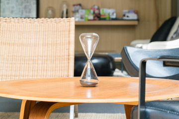 hourglass
