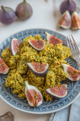 Quinoa Salat mit Feigen 
