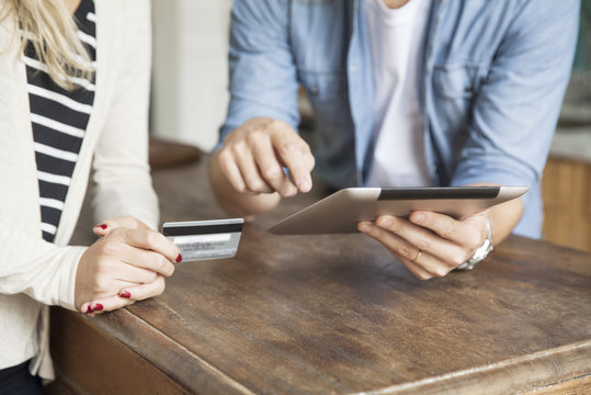 Demonstrating online banking