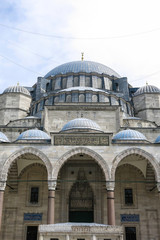 Fototapeta na wymiar The courtyard of the Suleymaniye Mosque. Istambul, Turkey