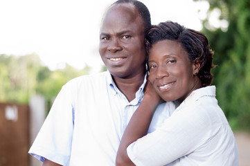 Obraz premium romantic young couple embracing.