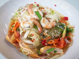 Mung Bean Noodle Spicy Salad (Yum Woon Sen)