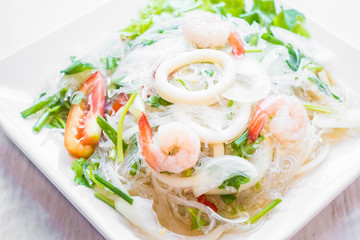 Spicy salad with seafood