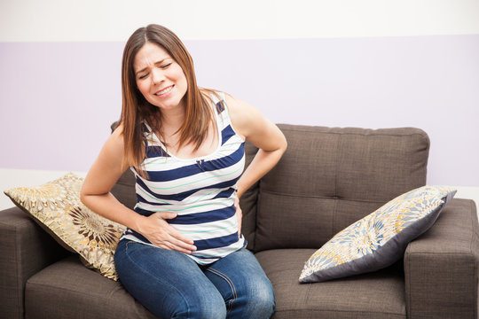 Pregnant woman with contractions