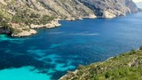 Le bleu profond des calanques