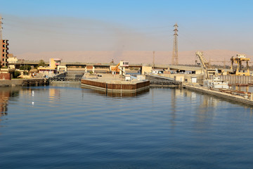 Fototapeta na wymiar Esna ship locks in Egypt