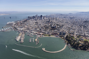 San Francisco Marina District, Fishermans Wharf and Downtown Sky