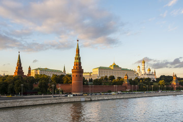 Fototapeta premium Plac Czerwony. Kreml i rzeka Moskwa na zachód słońca, Rosja