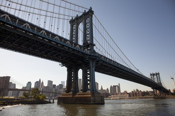 Fototapeta premium Widok na Manhattan Bridge z Dumbo