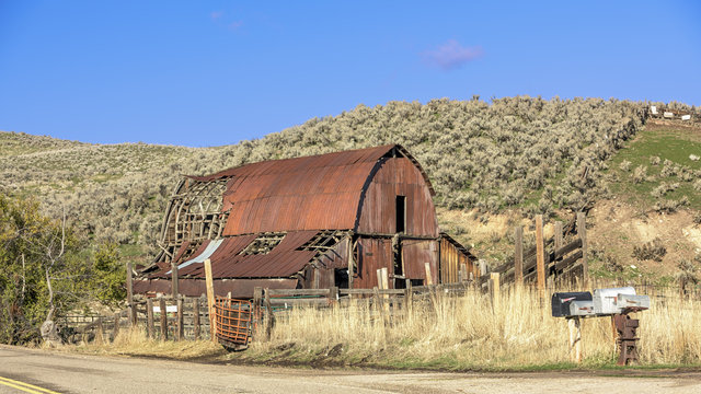 Rusty old barn in the country of Idaho