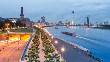 Düsseldorfer Skyline-Panorama © tichr
