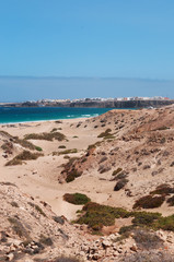 Fuerteventura, Isole Canarie: vista panoramica della Playa del Aguila, una delle spiagge più famose dell'area nord ovest vicino a El Cotillo, il 31 agosto 2016