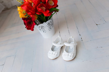 children's white shoes