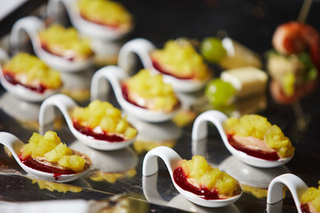 Serving buffet table