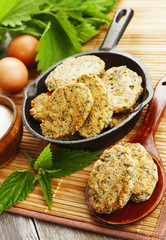 Semolina pancakes with nettle