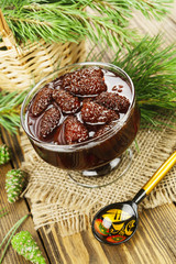 Jam of pine cones