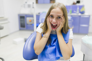 Girl patient complains dentist