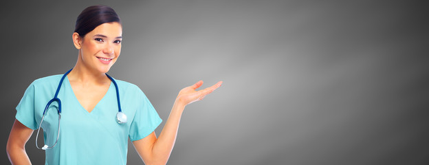 Nurse presenting a copy space.