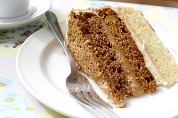 Coffee, vanilla and gingerbread Victoria sandwich cake
