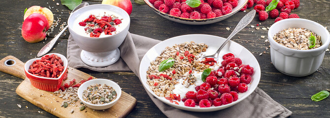 Muesli, goji berries, yogurt