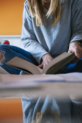 Obraz premium Female Student Learning