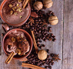 Obraz na płótnie Canvas Chocolate and coffee ice cream with spices.