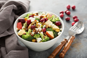Fall salad with apple and broccoli