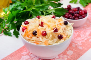 Salad with cabbage and cranberries