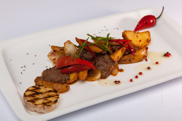 Spicy beef with potatoes