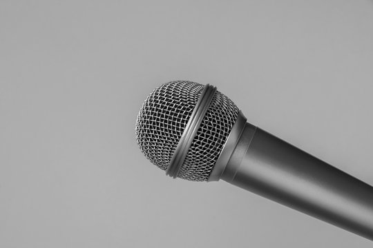 Microphone