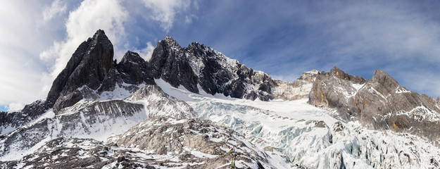 Mountain landscape in Jade Dragon Snow Mountain (Yulong Snow Mountain) located at Lijiang, Yunnan, China.
