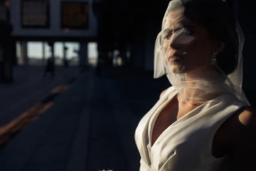 Fototapeta premium The smilling bride as a ray of sun