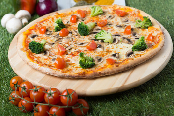 Pizza only with vegetables!