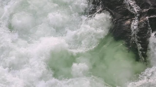 Espuma de Torrente de Agua