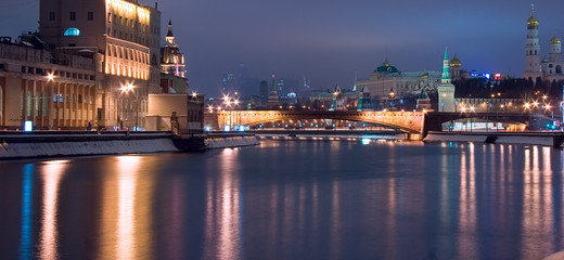 Fototapeta na wymiar Moscow River Kremlin