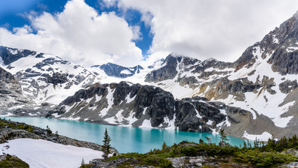 Fototapeta na wymiar Wedge mount lake hiking trail. British Columbia Canada.