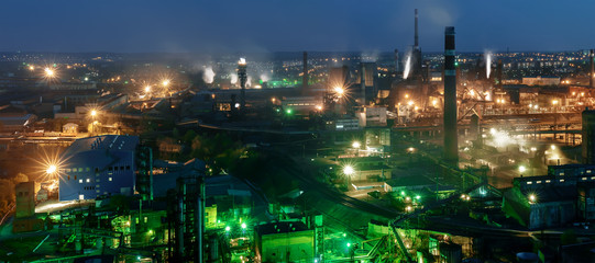 Fototapeta premium Night view of industrial metallurgical plant