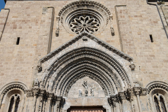 Santa Maria Maggiore a Lanciano: Interni ed Esterni