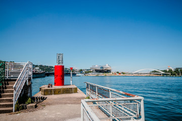 La pointe de la Confluence du Rh&ocirc;ne et de la Sa&ocirc;ne &agrave; Lyon