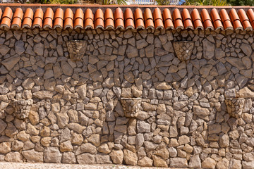 Wand aus Natursteinen