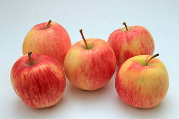 apples