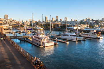 Fototapeta na wymiar Famous pier 39 at the Fisherman's Wharf in San Francisco