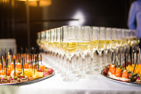 Fototapeta wine catering for guests
